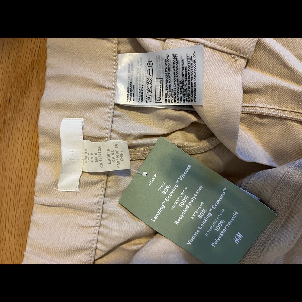 Brand New H&M wide leg dress pants women size 6 cream